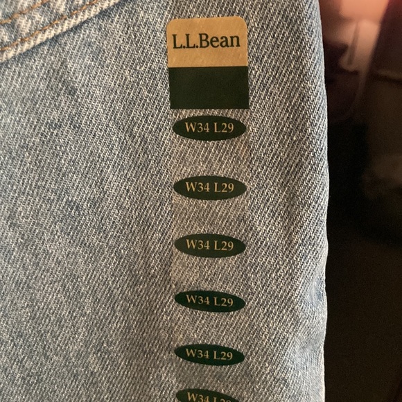 L.L. Bean Men’s Comfort Waist Jeans - Picture 5 of 5